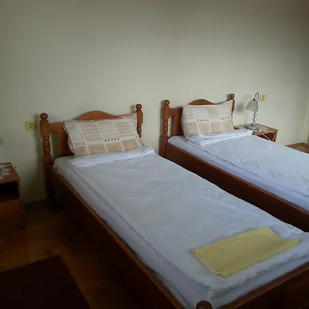Ildo Iliana Hotel