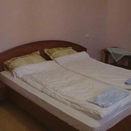 Ildo Iliana Hotel